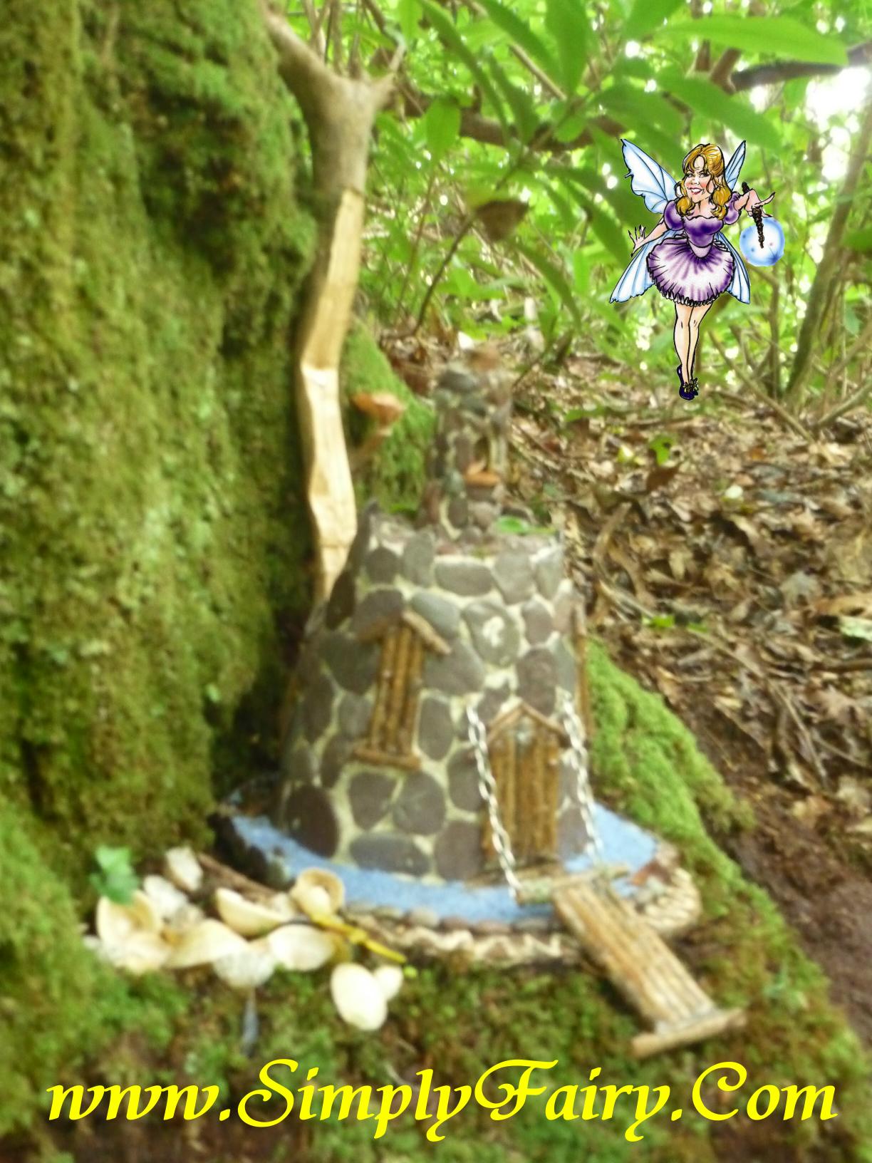 FairyStoneHouse.JPG (35640 bytes)